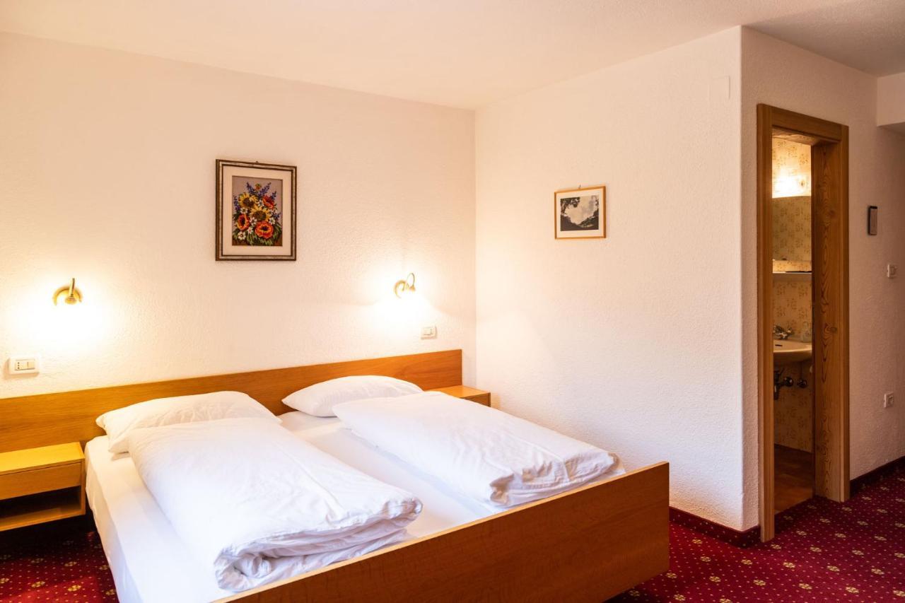 Garni Juri Bed & Breakfast La Villa  Luaran gambar