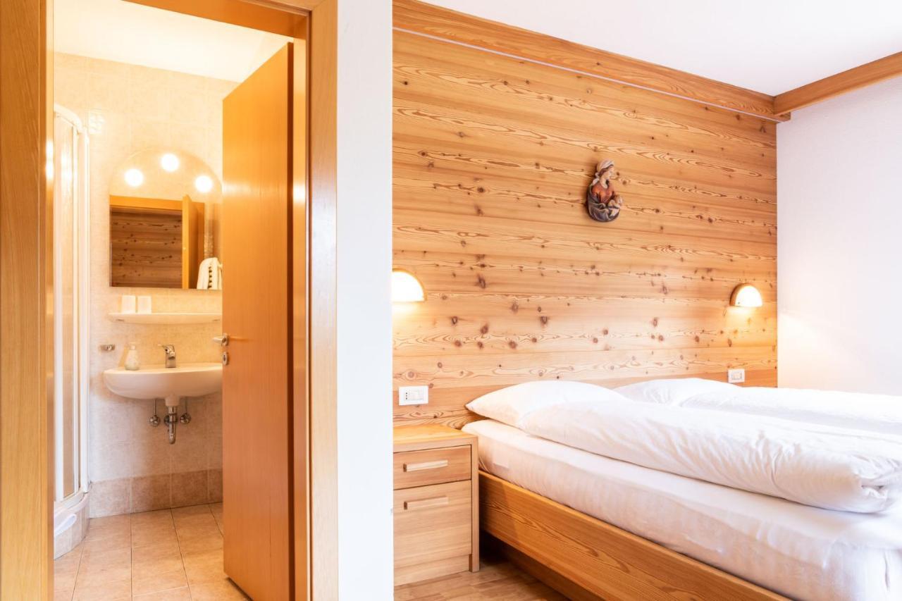 Garni Juri Bed & Breakfast La Villa  Luaran gambar