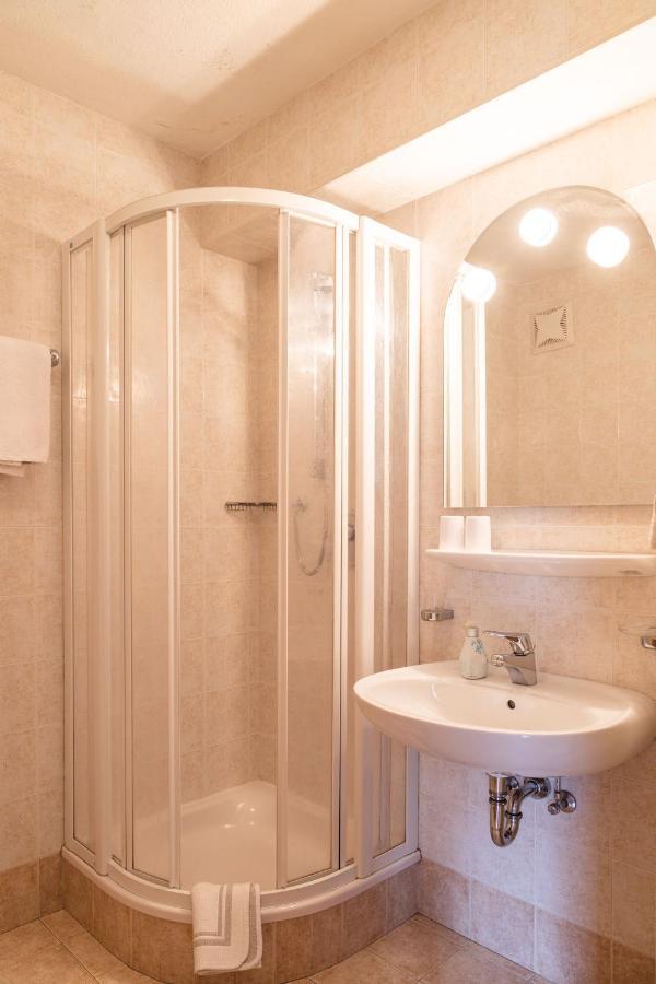 Garni Juri Bed & Breakfast La Villa  Luaran gambar