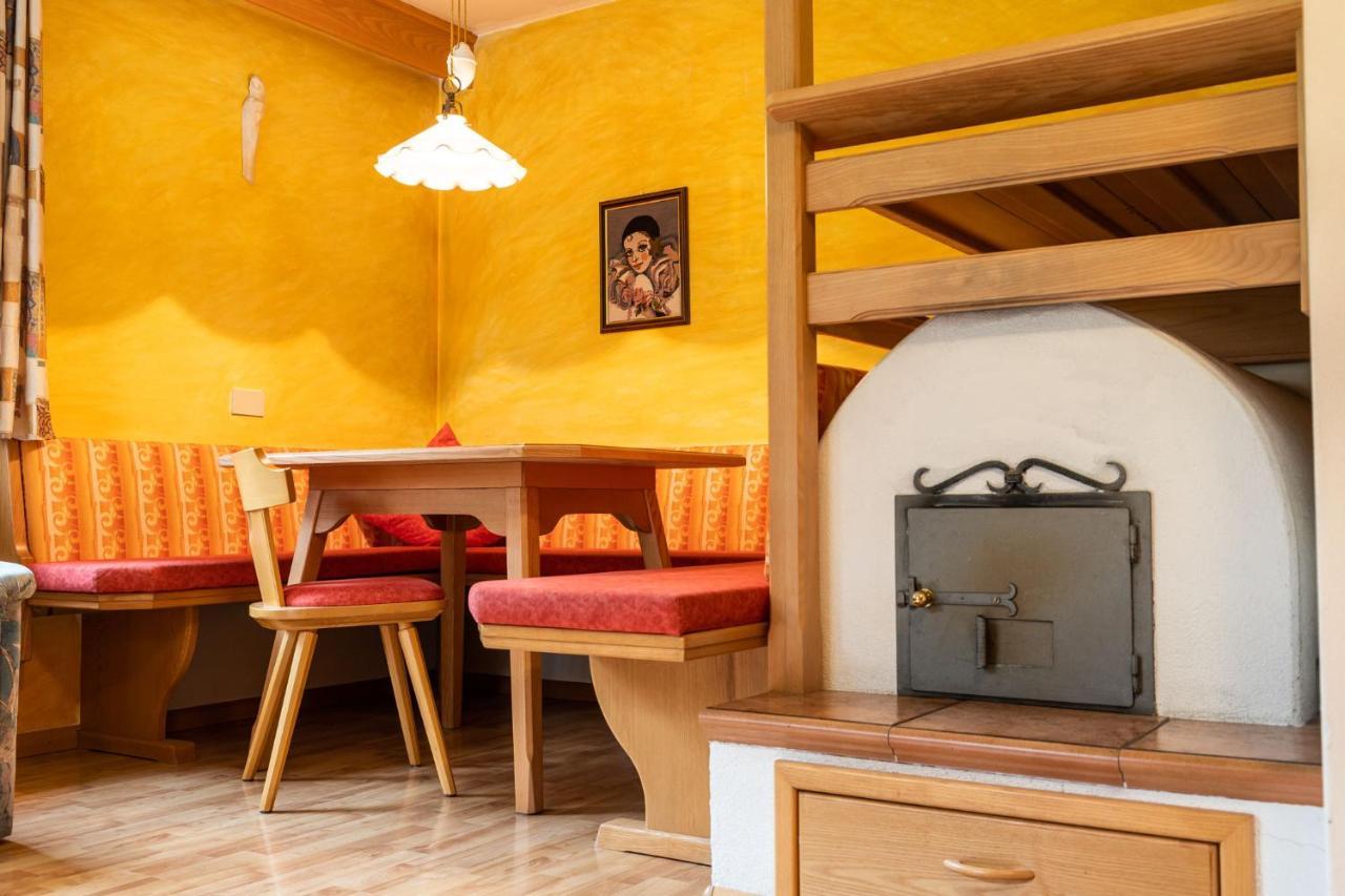 Garni Juri Bed & Breakfast La Villa  Luaran gambar